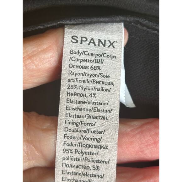 Spanx Perfect Collarless Blazer, minimalist, professional, classic, stretch - Picture 5 of 5